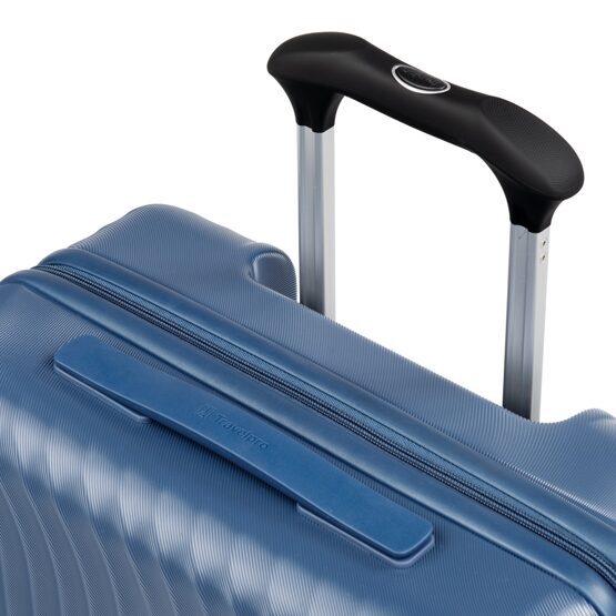 Maxlite Air - Slim Carry-On Spinner, Ensign Blue
