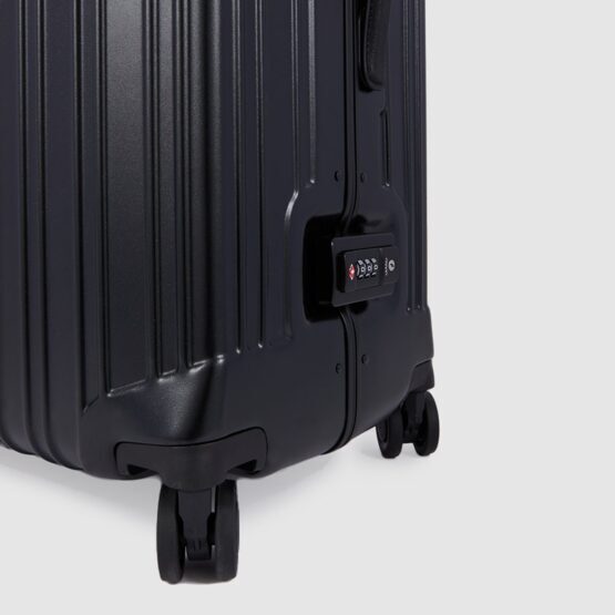 PQ-Light - Ultra Slim Grand sac à roulettes rigide noir mat
