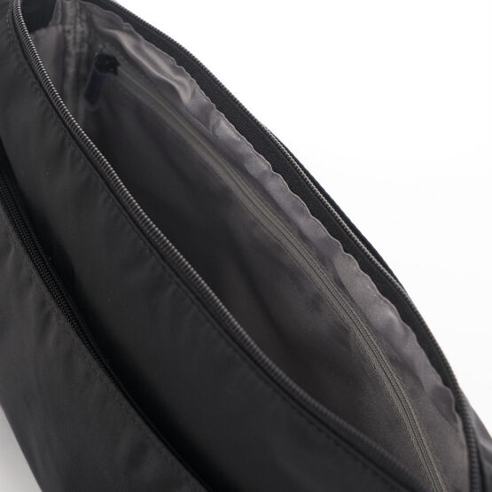 Eye Medium Shoulder Bag RFID en noir